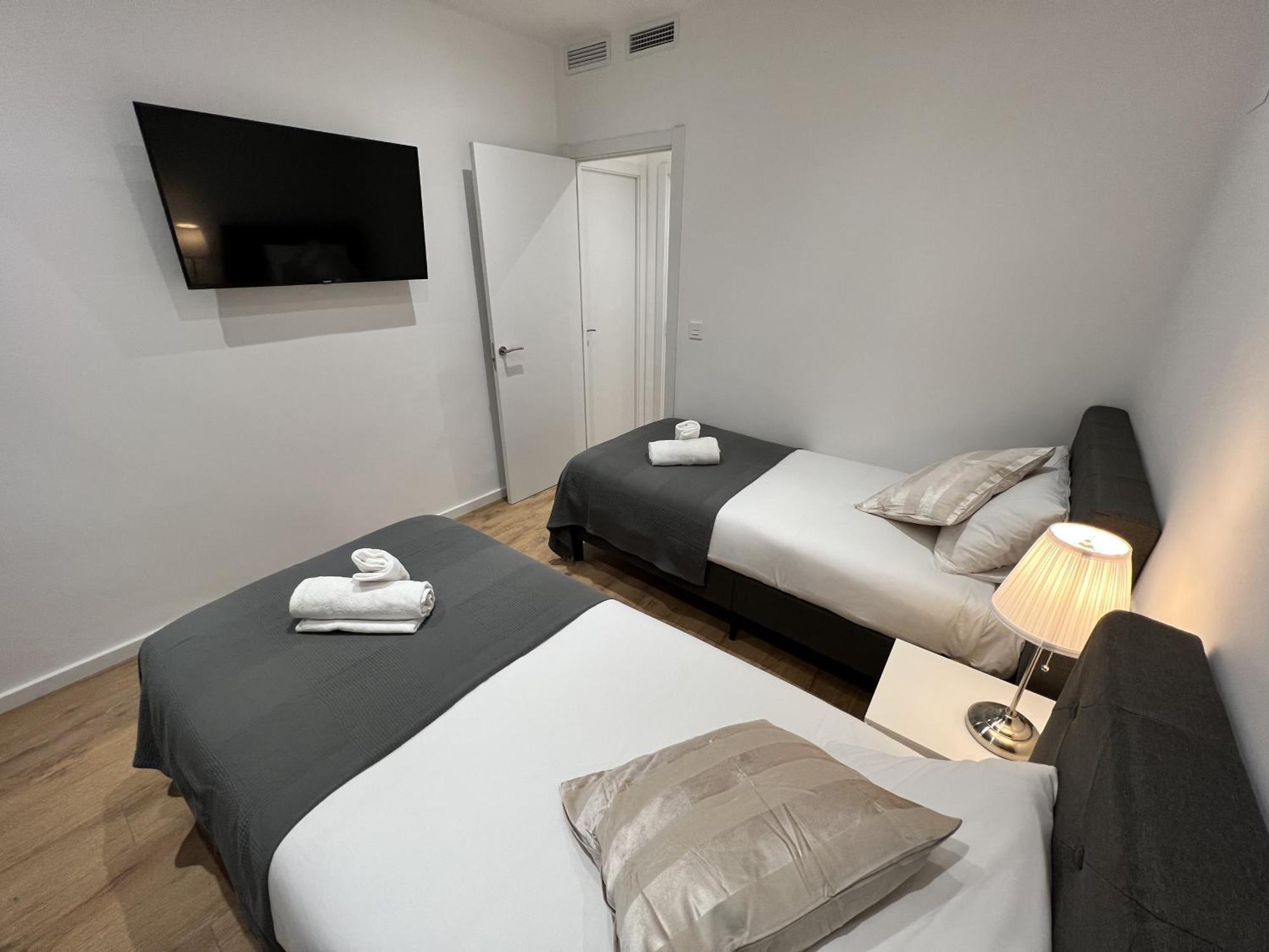 Apartamenticos Plaza Las Armas III Zaragoza Kültér fotó