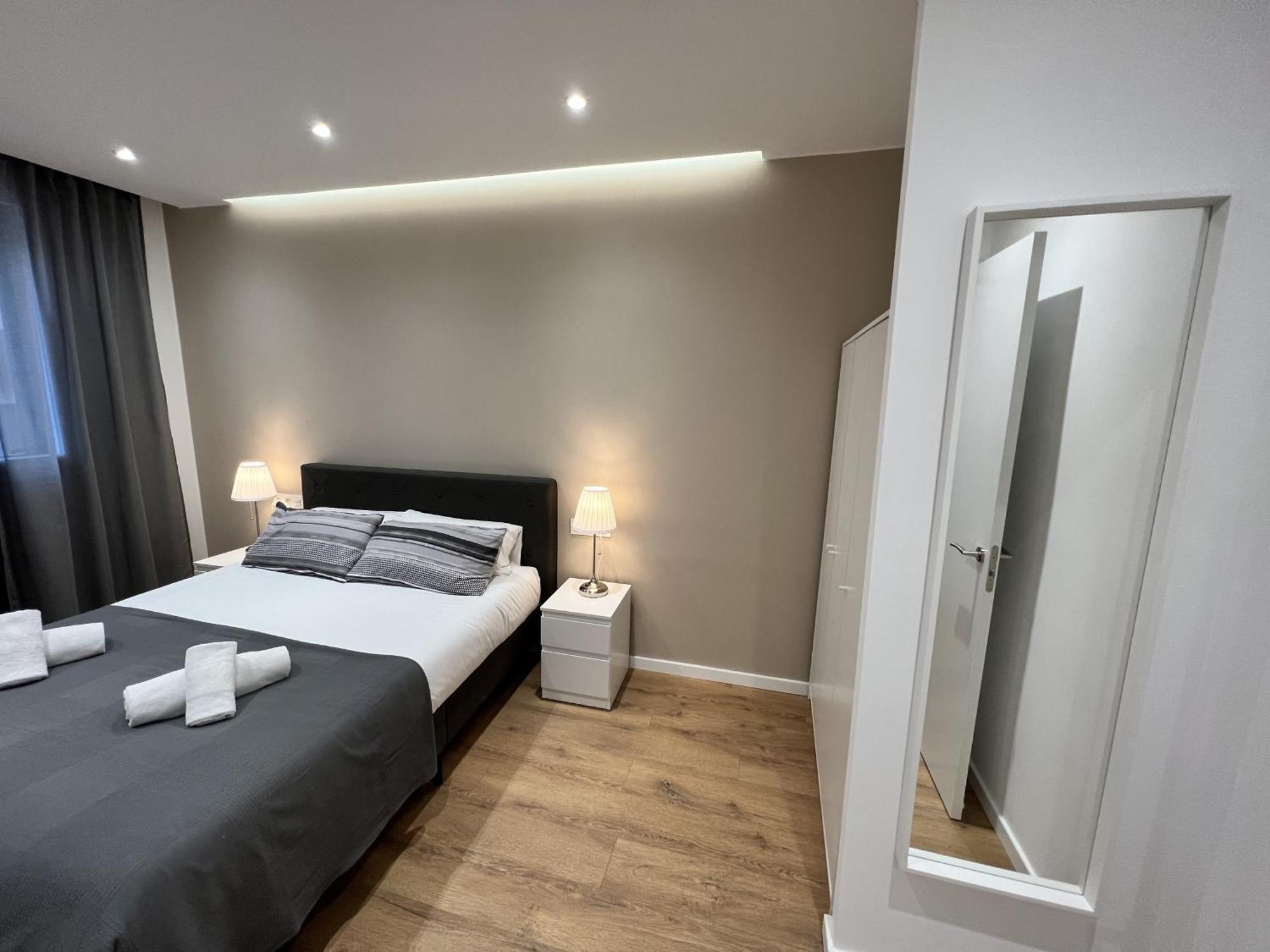 Apartamenticos Plaza Las Armas III Zaragoza Kültér fotó