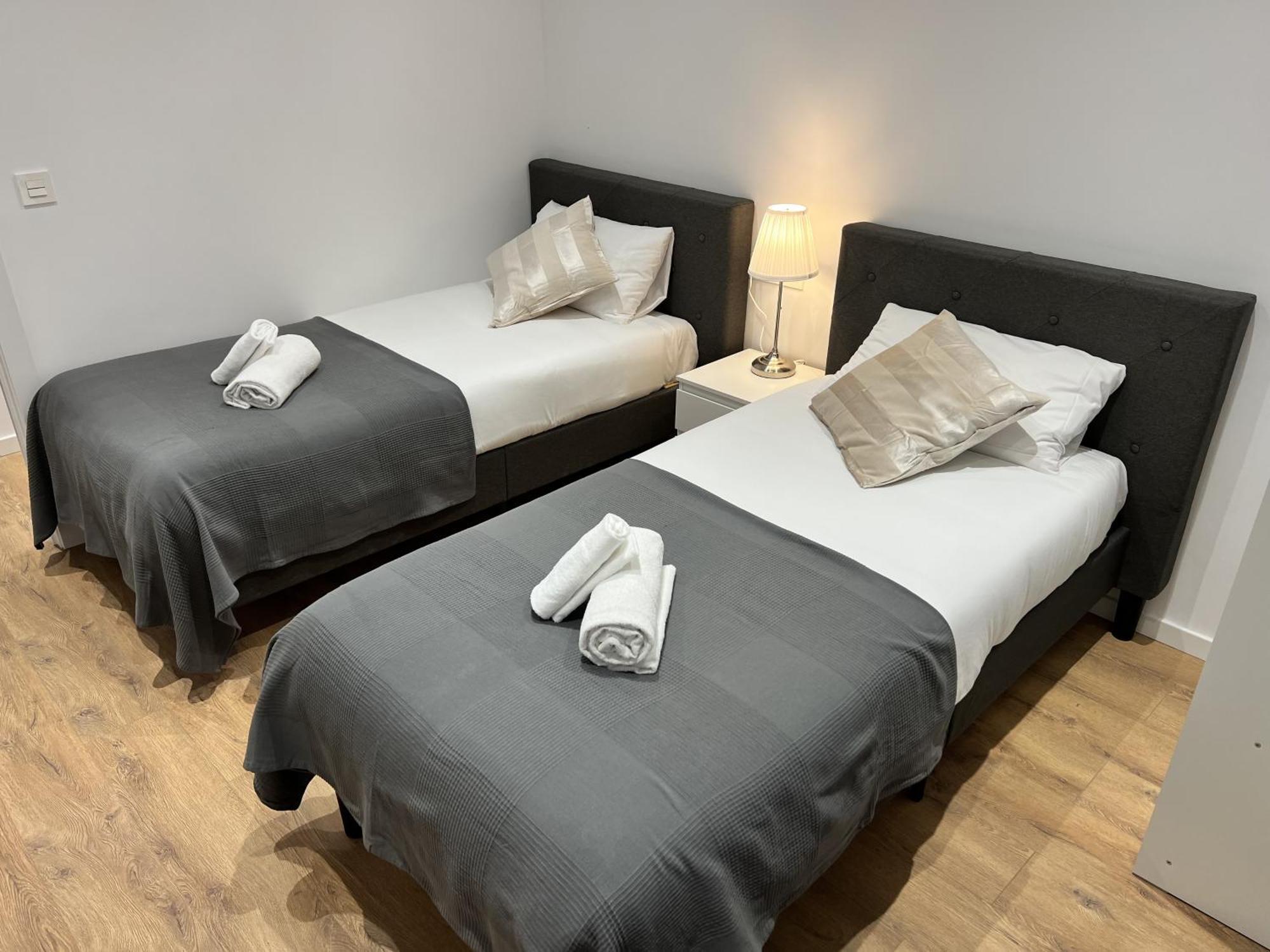 Apartamenticos Plaza Las Armas III Zaragoza Kültér fotó