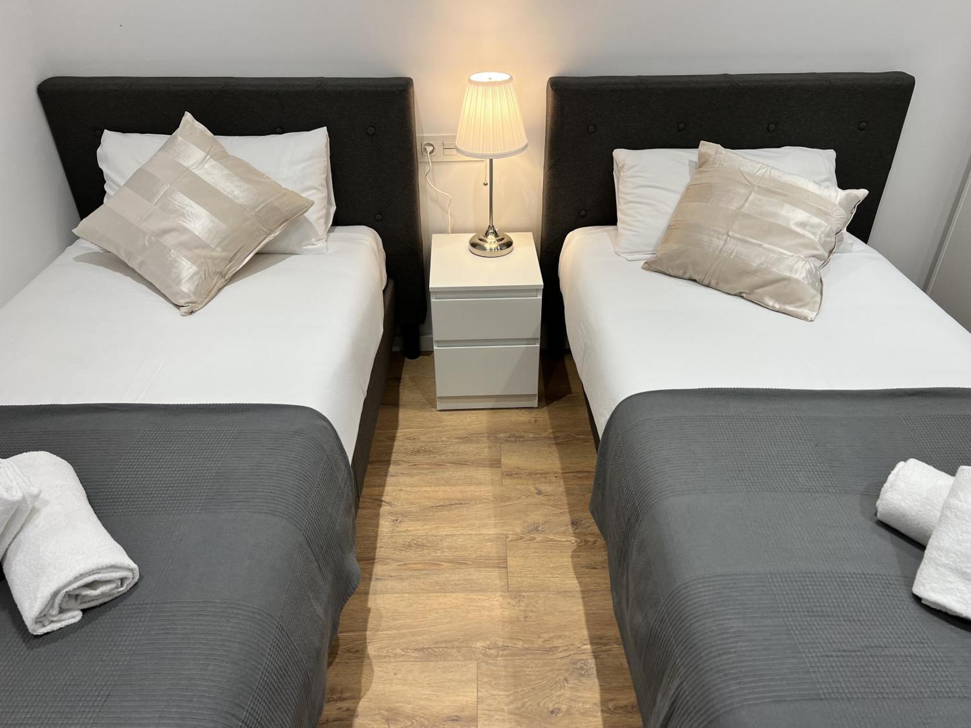 Apartamenticos Plaza Las Armas III Zaragoza Kültér fotó